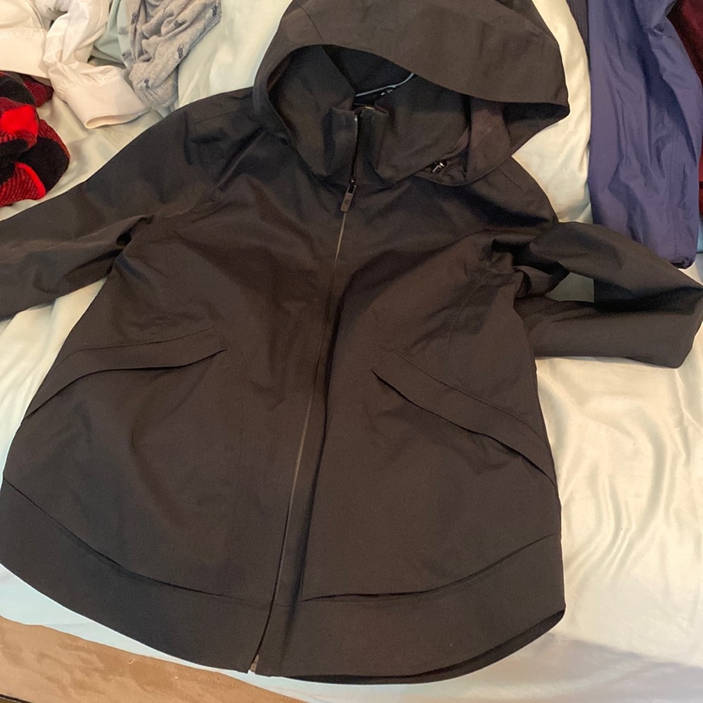 Lululemon rain jacket